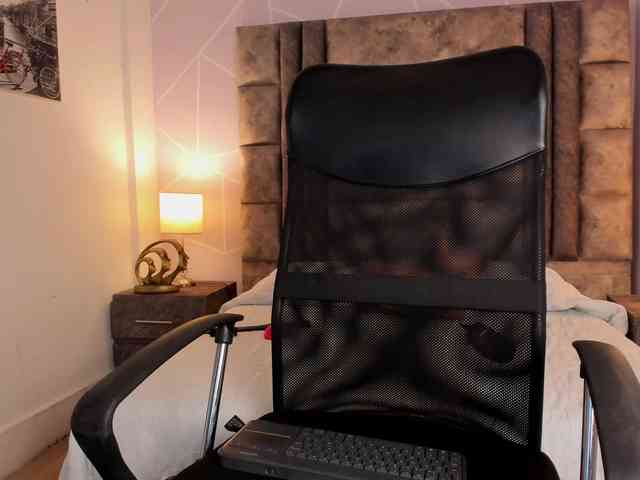 Jennifer-Garciia webcam