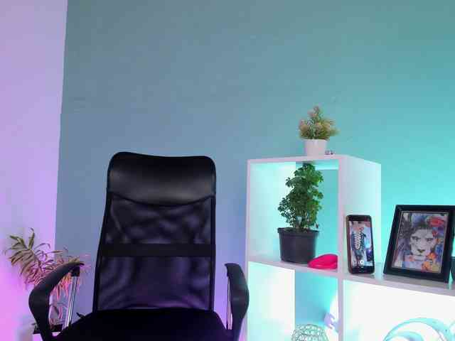 Jennifer-Garciia Jennifer-Garciia