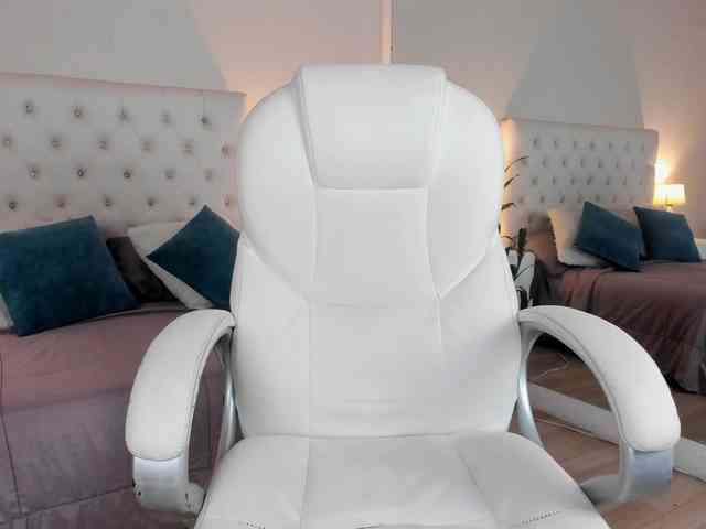 Jennifer-Garciia webcam