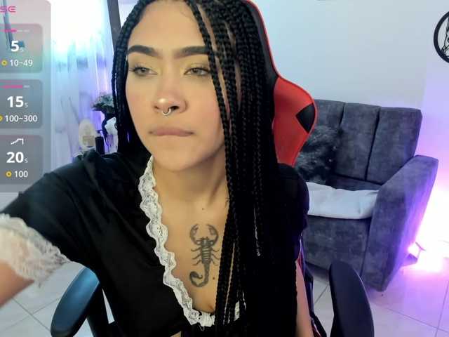 EvelynGate – webcam model profile photo