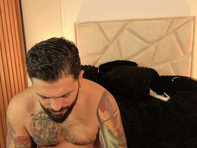 SweetSin-Couple's BongaCams show and profile