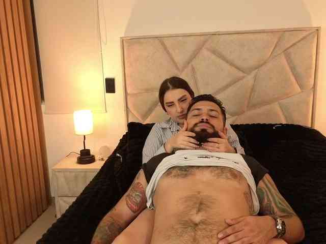 SweetSin-Couple webcam