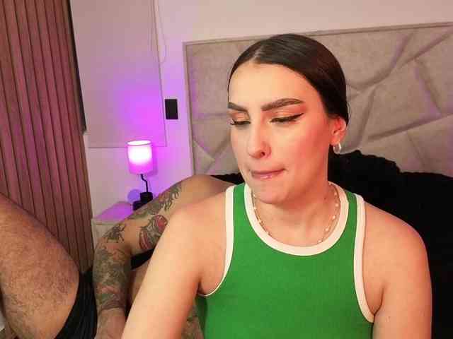 SweetSin-Couple webcam