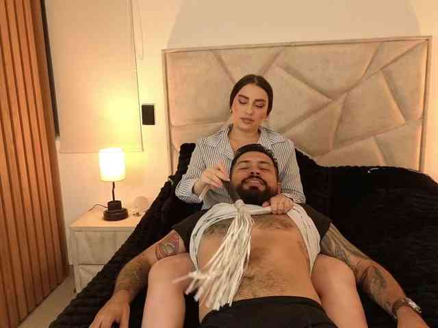 SweetSin-Couple webcam