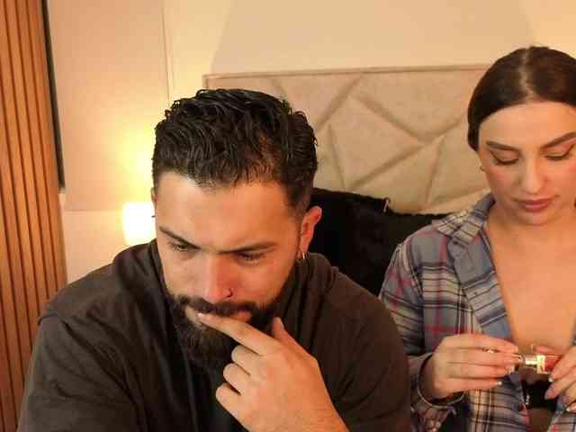 SweetSin-Couple webcam