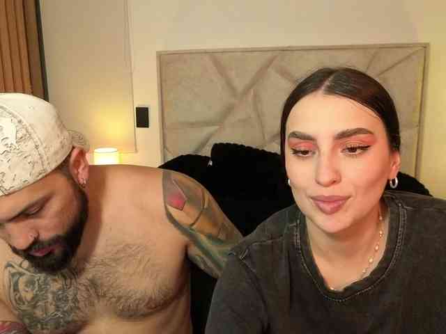 SweetSin-Couple webcam