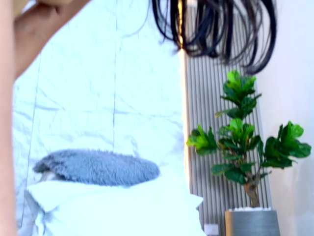 Sarah-Collins's BongaCams show and profile