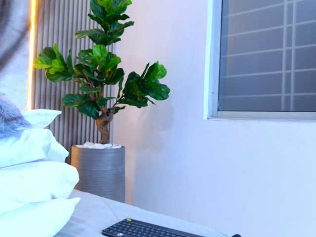 Sarah-Collins from BongaCams is Freechat