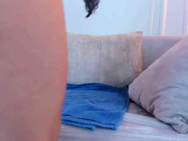 Sarah-Collins webcam