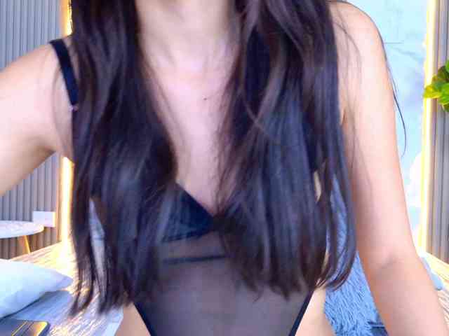 Sarah-Collins webcam