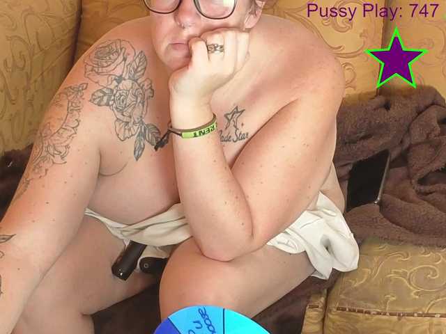 JadeStarUK's BongaCams show and profile