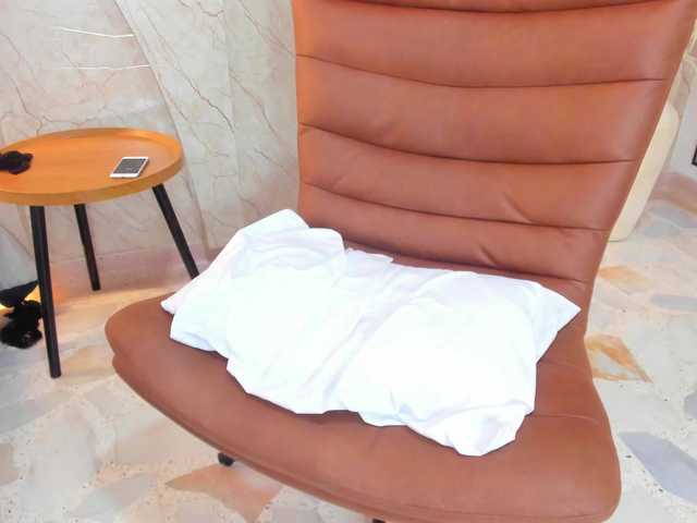 LauraCutte's BongaCams show and profile