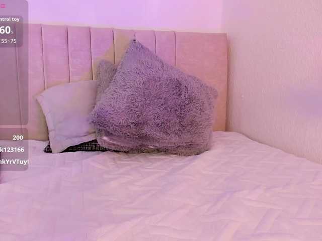 Amirah-'s BongaCams show and profile