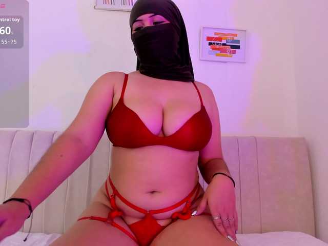 Amirah-'s BongaCams show and profile