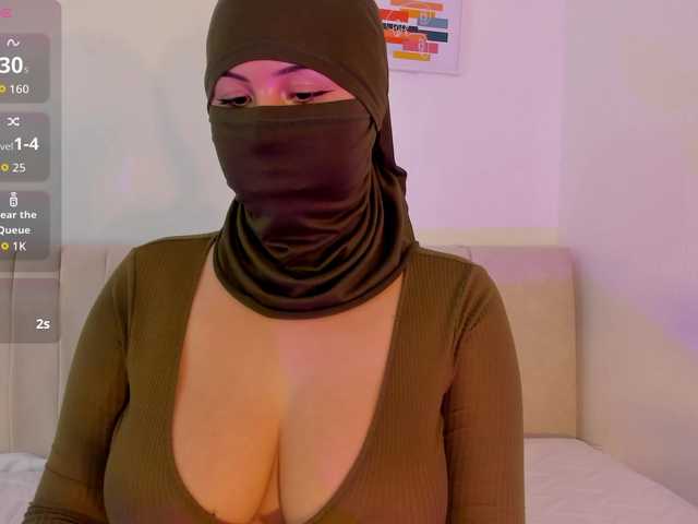 Amirah-'s BongaCams show and profile