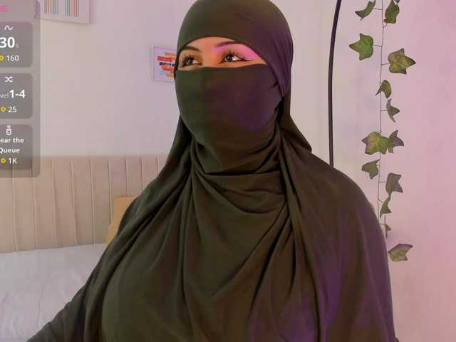 Amirah-'s BongaCams show and profile