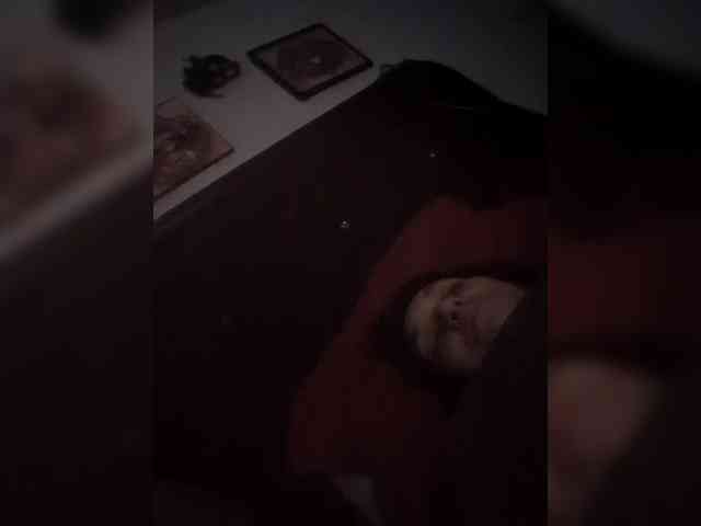 JuicyYumYum90 webcam