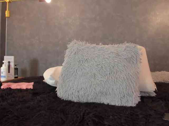 thiara-angels webcam