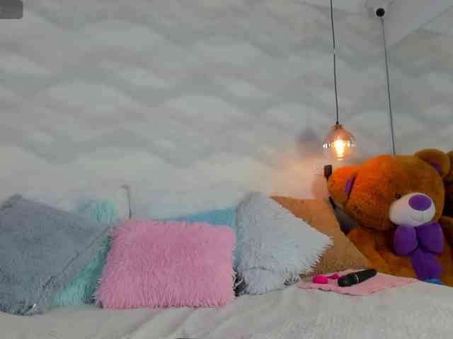 thiara-angels webcam