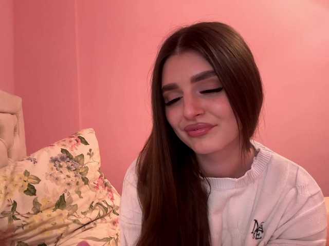 EmmaBarbieMeow's BongaCams show and profile