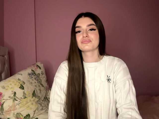 EmmaBarbieMeow's BongaCams show and profile