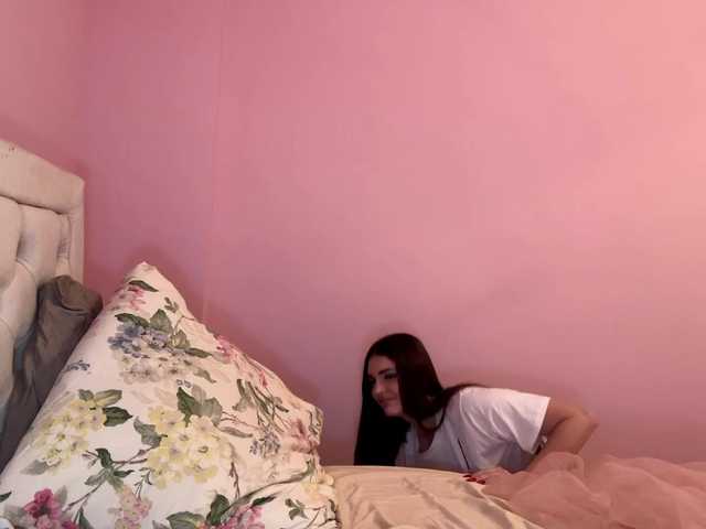 EmmaBarbieMeow's BongaCams show and profile