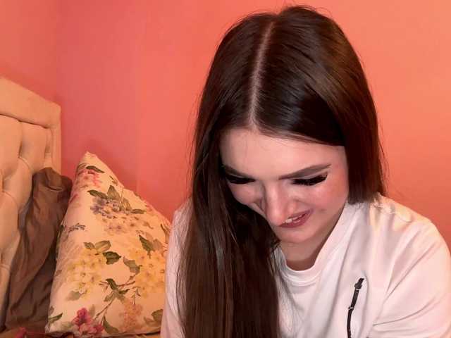 EmmaBarbieMeow's BongaCams show and profile