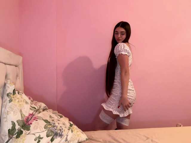 EmmaBarbieMeow's BongaCams show and profile