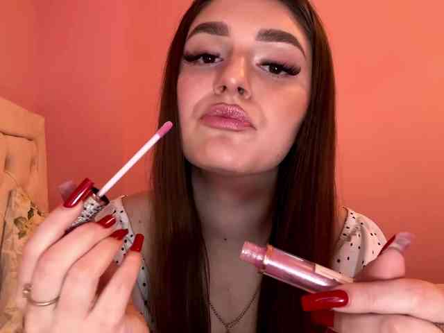 EmmaBarbieMeow webcam