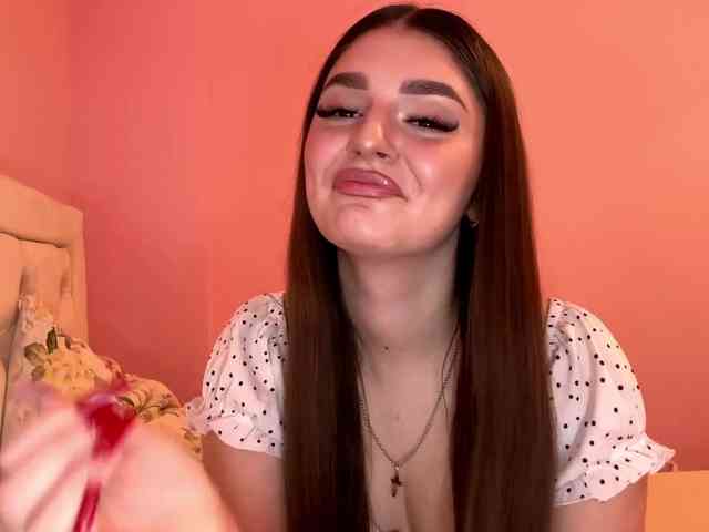 EmmaBarbieMeow webcam