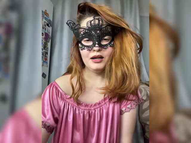 RuthBoone Live Webcam on BongaCams