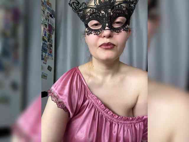 RuthBoone Live Webcam on BongaCams