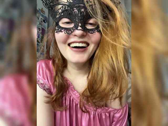 RuthBoone Live Webcam on BongaCams