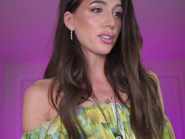 SammiMonroe's BongaCams show and profile