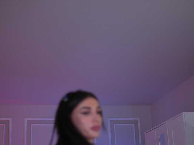 SammiMonroe's BongaCams show and profile