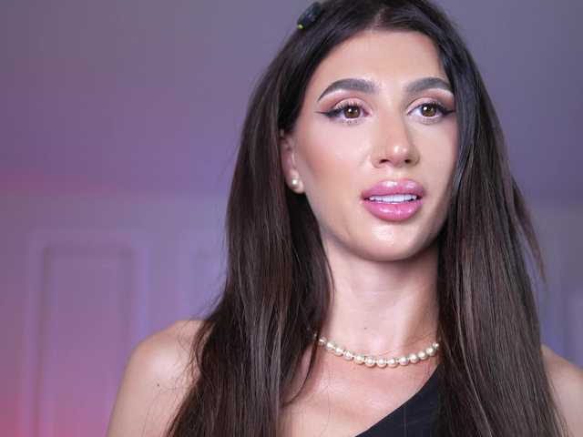 SammiMonroe's BongaCams show and profile