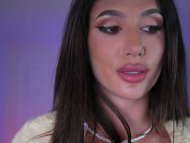 SammiMonroe's BongaCams show and profile