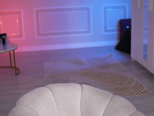 SammiMonroe's BongaCams show and profile