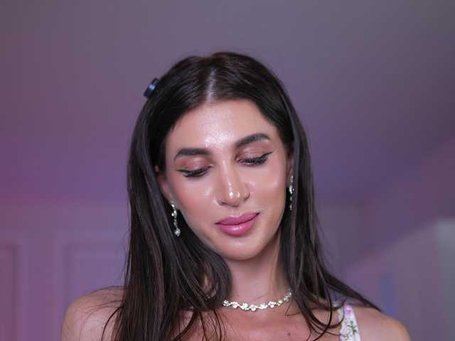 SammiMonroe's BongaCams show and profile