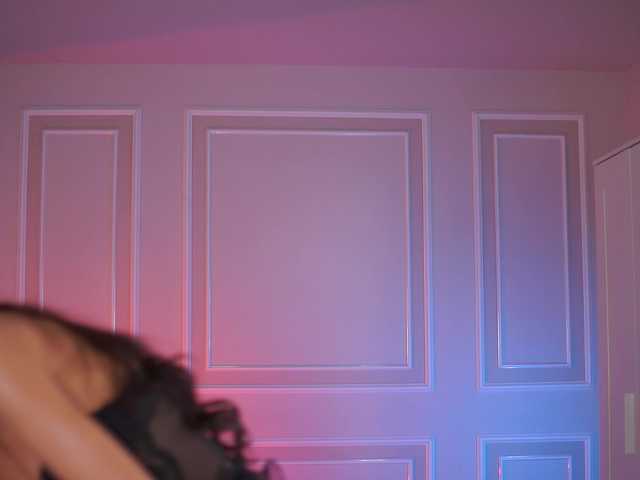 SammiMonroe's BongaCams show and profile