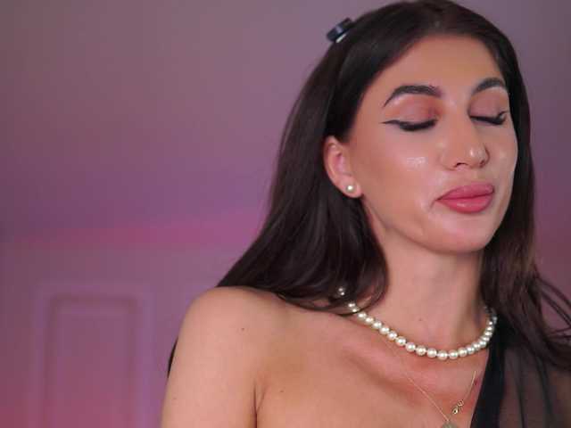 SammiMonroe's BongaCams show and profile