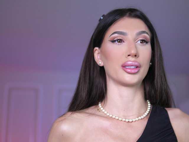 SammiMonroe's BongaCams show and profile