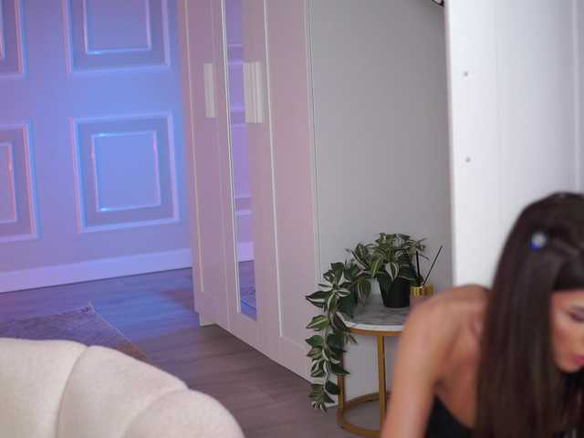 SammiMonroe — What's Something Small That Makes You Happy?