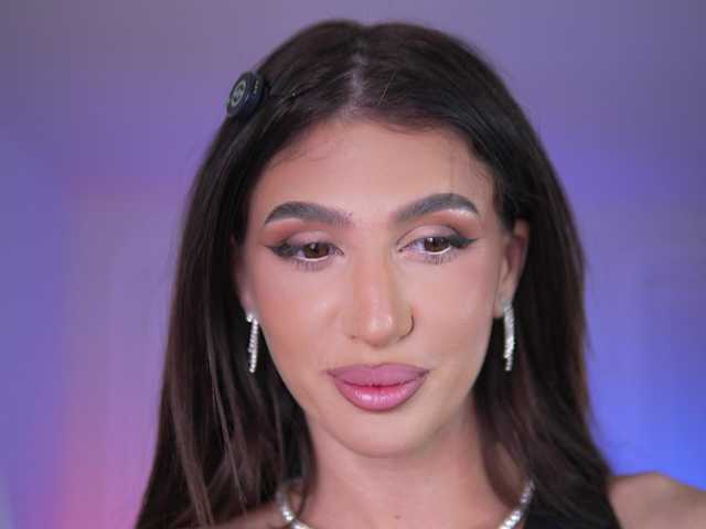 SammiMonroe's BongaCams show and profile