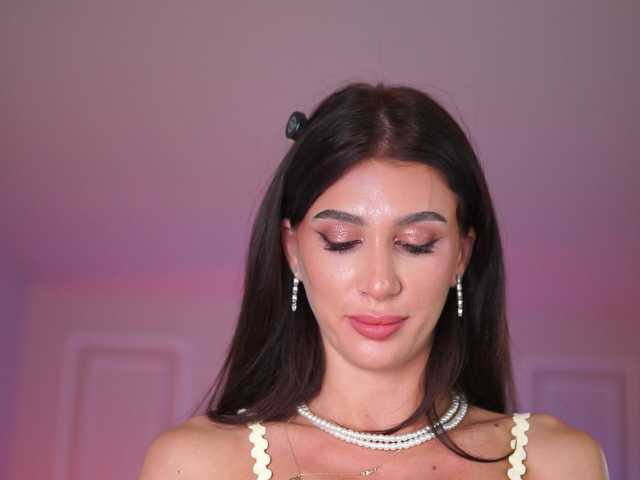 SammiMonroe's BongaCams show and profile