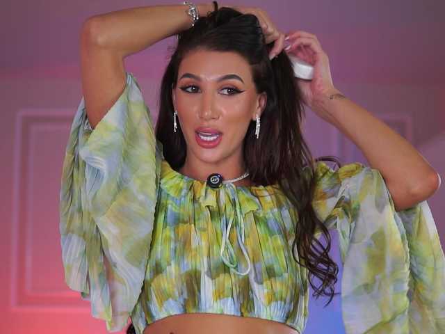 SammiMonroe's BongaCams show and profile