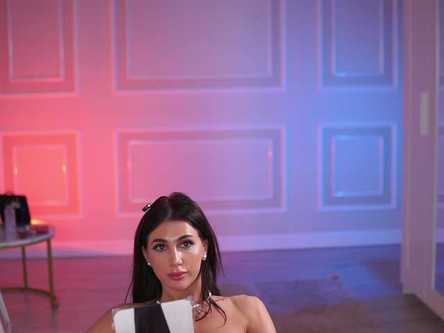 SammiMonroe's BongaCams show and profile