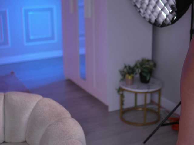 SammiMonroe's BongaCams show and profile