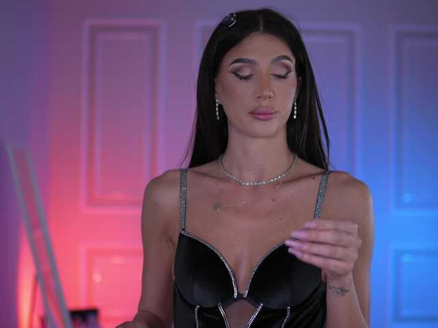 SammiMonroe's BongaCams show and profile