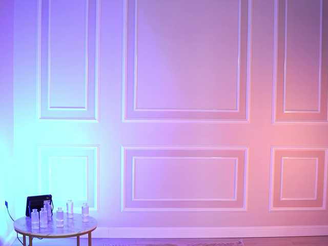 SammiMonroe's BongaCams show and profile